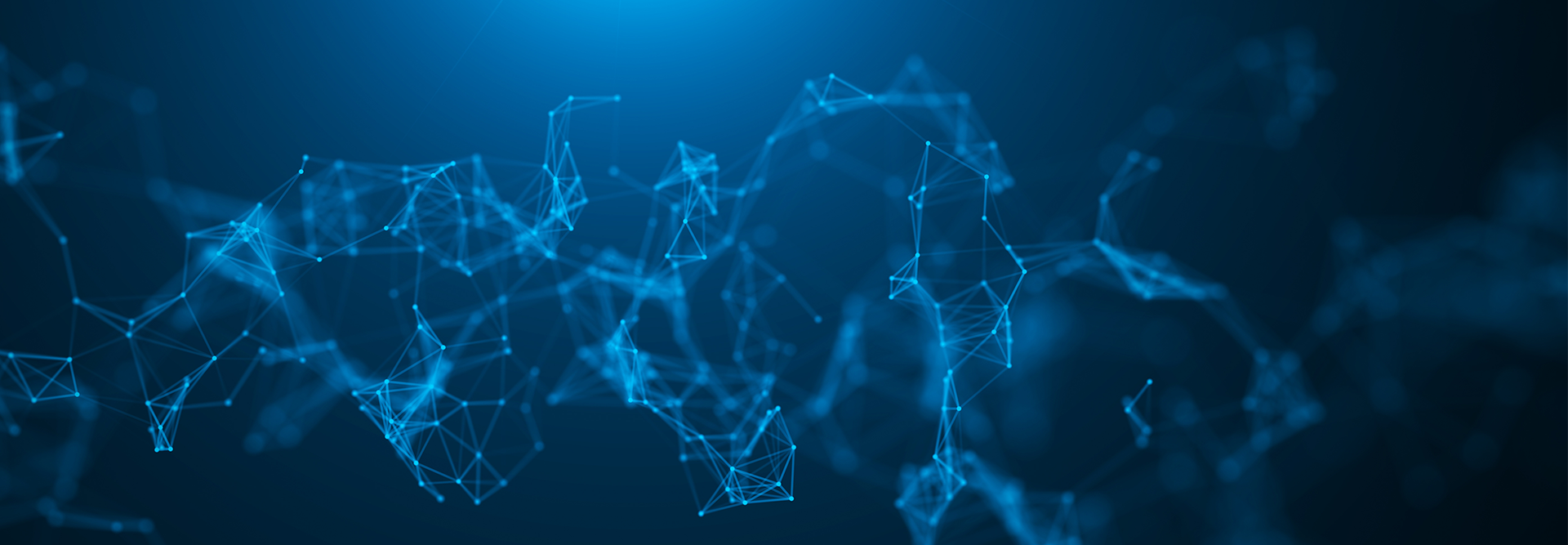 Das Bild zeigt eine abstrakte Darstellung, die an ein Netzwerk oder ein neuronales Netz erinnert, mit miteinander verbundenen Punkten und Linien in Blau auf dunklem Hintergrund.