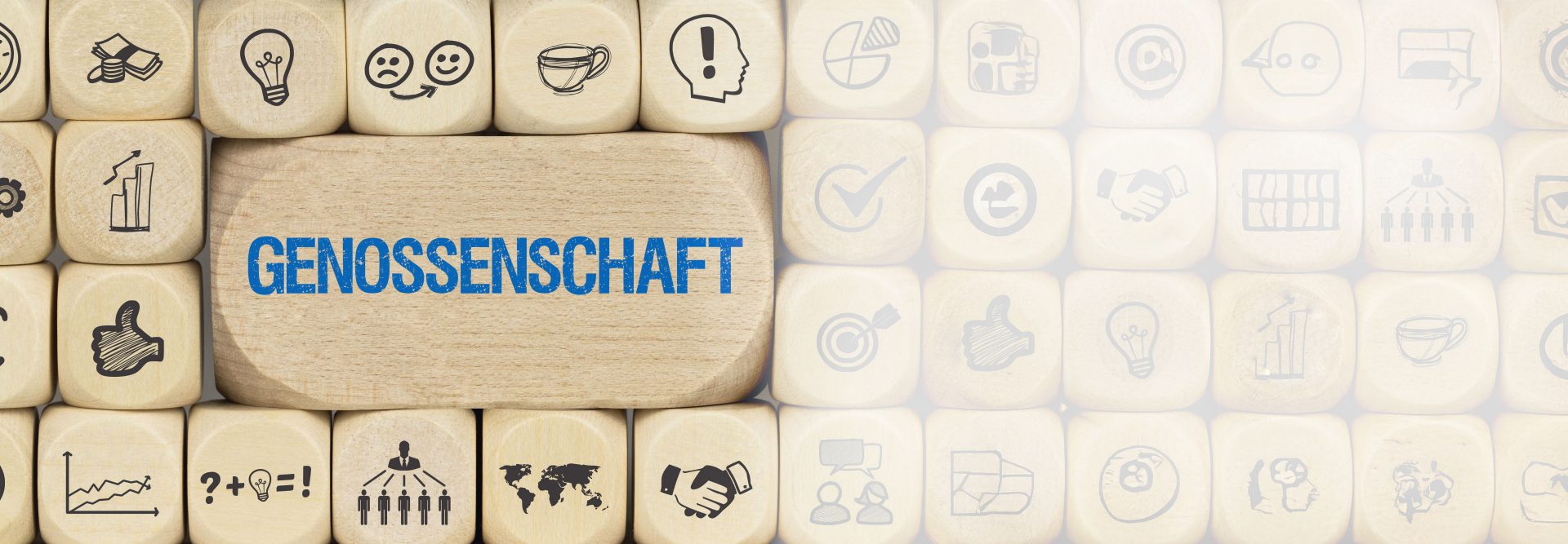 Das Bild stellt das Konzept einer "Genossenschaft" dar. Es ist eine Darstellung mit verschiedenen Symbolen auf Holzblöcken, die Unterschiede Aspekte und Werte einer Genossenschaft repräsentieren.

### Elemente der Darstellung:
1. **Genossenschaft:**
   - Zentral platziert, um das Hauptthema des Bildes zu verdeutlichen.

2. **Symbolik:**
   - Die einzelnen Symbole rund um das Wort "Genossenschaft" symbolisieren Aspekte wie Zusammenarbeit, Organisation, gemeinschaftliches Handeln und wirtschaftliche Aktivitäten.
   - Symbole wie Menschen, Hände, Diagramme und andere Ikonen, die typischerweise mit wirtschaftlichen und sozialen Aktivitäten in Verbindung stehen.

### Bedeutung:
- **Kooperation:** Genossenschaften sind Organisationen, die auf Zusammenarbeit zwischen ihren Mitgliedern basieren.

- **Gemeinwohl:** Sie arbeiten oft im Interesse ihrer Mitglieder und der Gemeinschaft.

- **Selbstbestimmung:** Mitglieder einer Genossenschaft haben die Entscheidungsgewalt über die Organisation.

- **Verantwortung:** Genossenschaften tragen zur nachhaltigen Entwicklung durch soziale Verantwortung bei.

Das Bild veranschaulicht visuell die Ideen und Prinzipien hinter dem Konzept der Genossenschaft, wie Zusammenarbeit, Gemeinschaft, wirtschaftliche Stabilität und soziale Verantwortung.