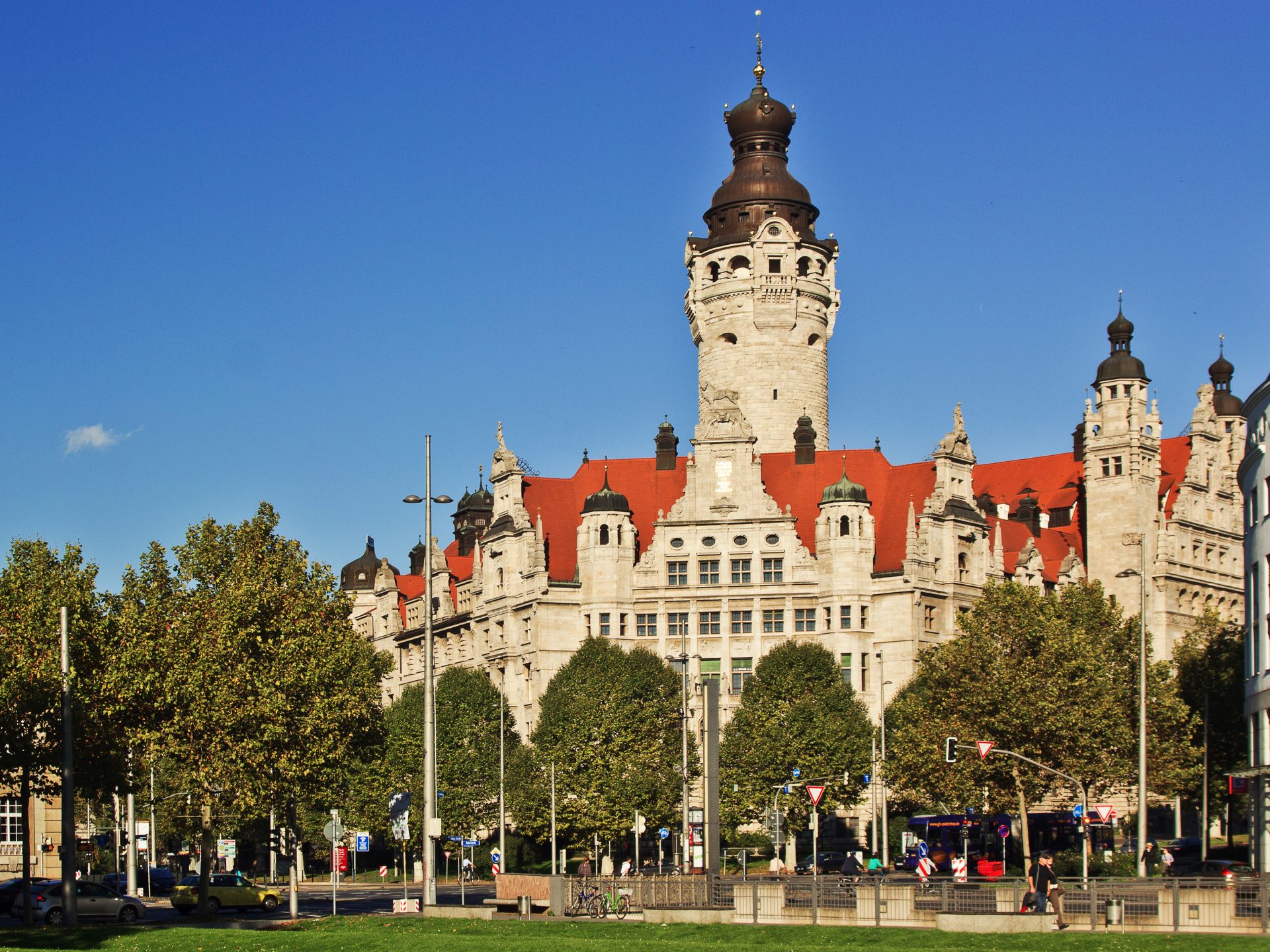 Stadtansicht Leipzig mit dem Neuen Rathaus