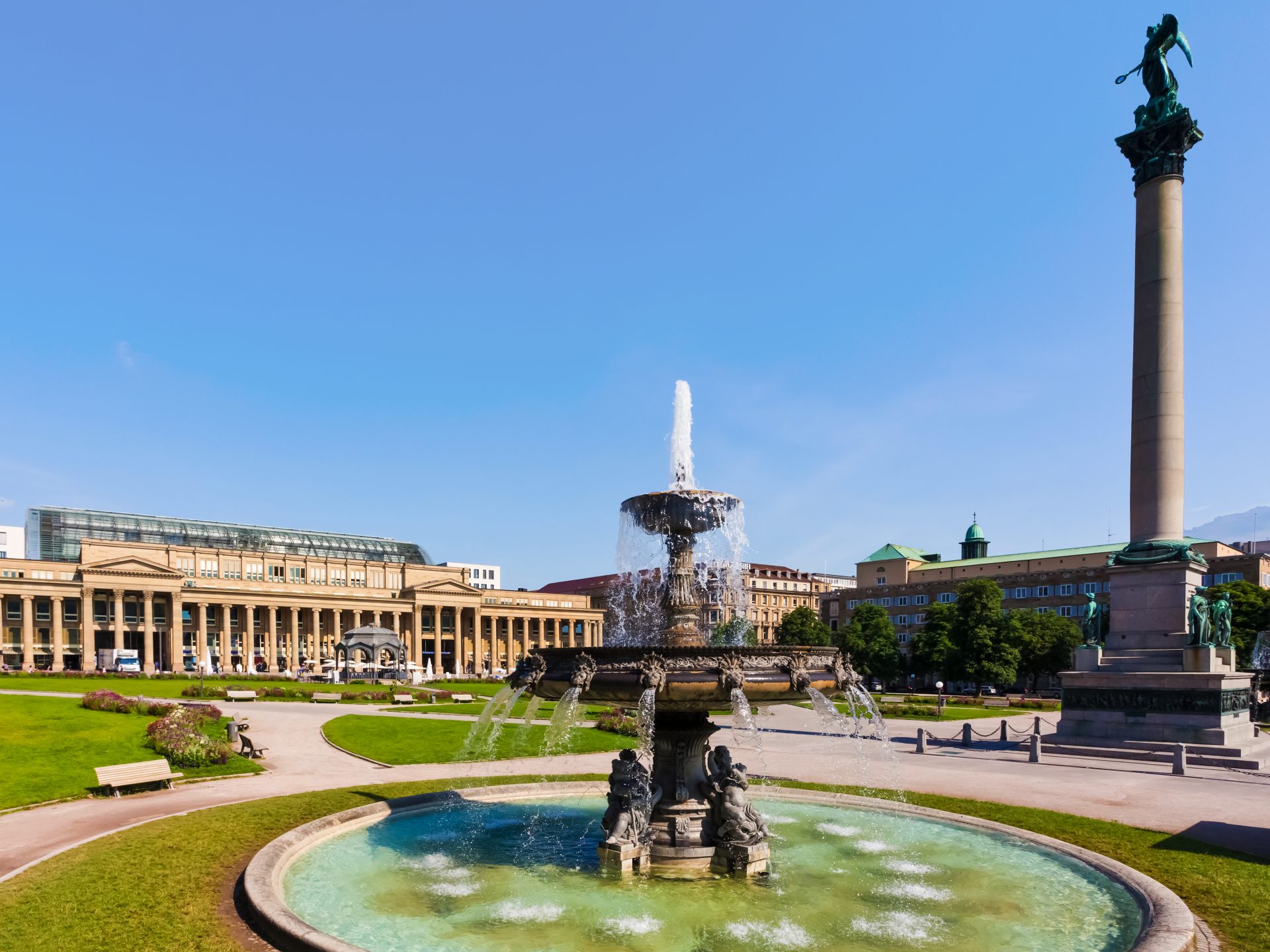 Stadtansicht Stuttgart mit dem Schlossplatz
