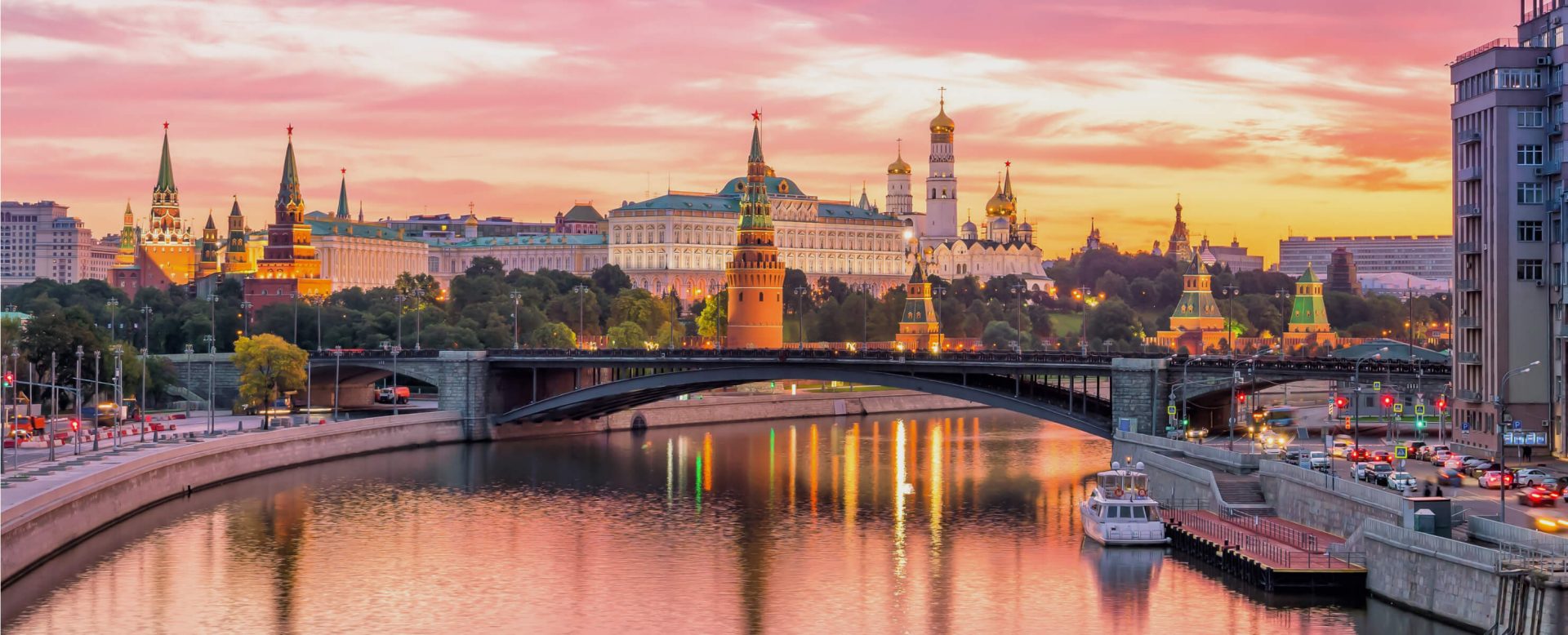 The city skyline of Moscow, where the DZ BANK representative office for Russia is located